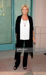 Meredith Baxter feet photo 3