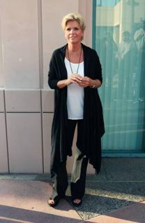 Meredith Baxter feet photo 3