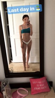 Meredith Foster feet photo 2
