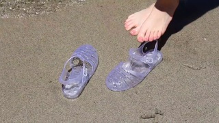 Meredith Foster feet photo 9