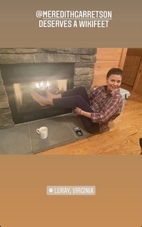 Meredith Garretson feet photo 1