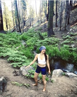 Meredith Garretson feet photo 2