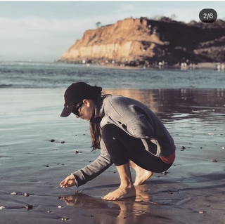 Meredith Garretson feet photo 19