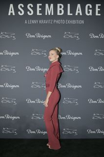 Meredith Hagner feet photo 7