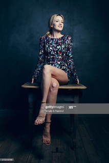 Meredith Hagner feet photo 6