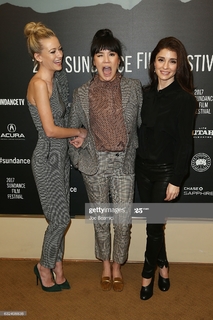 Meredith Hagner feet photo 17