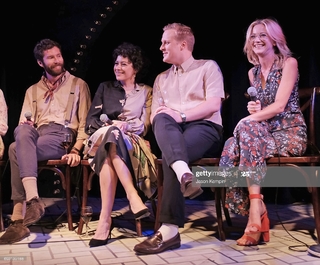 Meredith Hagner feet photo 19