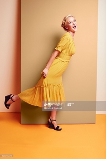 Meredith Hagner feet photo 15