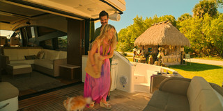 Meredith Hagner feet photo 8