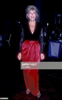 Meredith MacRae feet photo 6