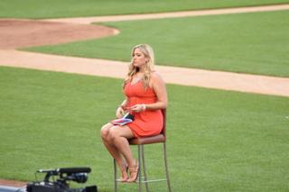 Meredith Marakovits feet photo 9