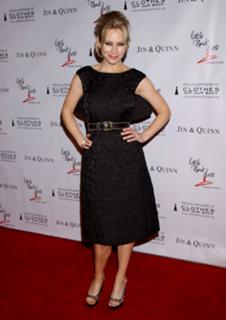 Meredith Monroe feet photo 5