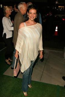 Meredith Salenger feet photo 4