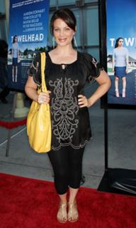 Meredith Salenger feet photo 8