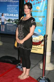 Meredith Salenger feet photo 7