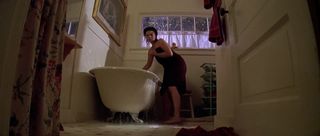 Meredith Salenger feet photo 3