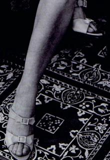 Meret Becker feet photo 1