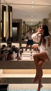Meric Aral feet photo 1