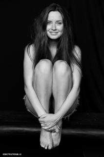 Merritt Patterson feet photo 1