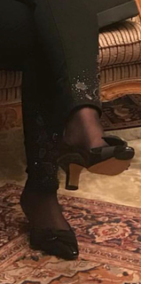 Mervat Amin feet photo thumbnail