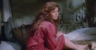 Mervat Amin feet photo thumbnail