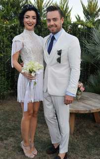 Merve Bolugur feet photo thumbnail