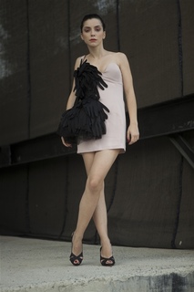 Merve Bolugur feet photo thumbnail