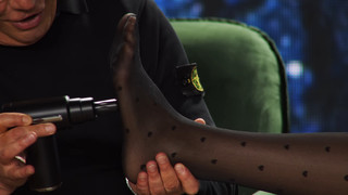 Merve Niemann feet photo thumbnail