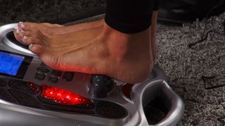 Merve Niemann feet photo thumbnail