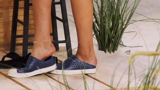 Merve Niemann feet photo 1