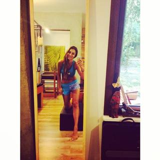 Merve Oflaz feet photo 18