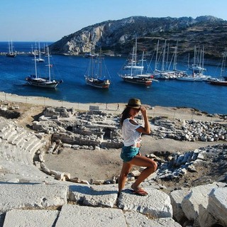 Merve Oflaz feet photo 17