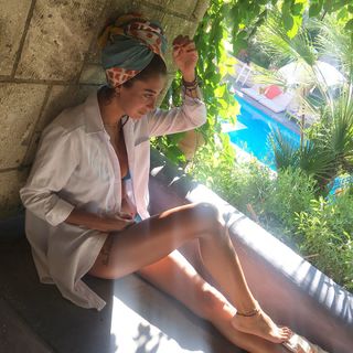 Merve Oflaz feet photo 5