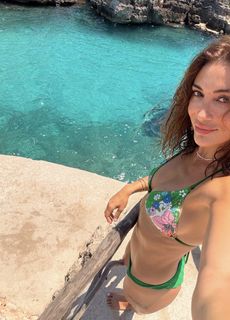 Merve Oflaz feet photo 6