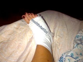 Merve Sevi feet photo 6