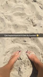 Merve Sevi feet photo 13
