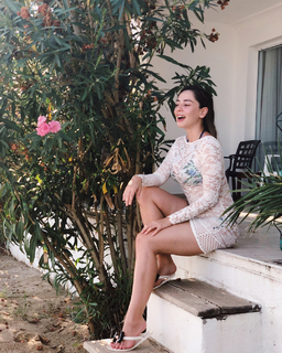 Merve Sevi feet photo 4