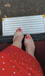 Merve Sevi feet photo 1