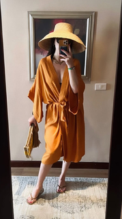 Merve Toy feet photo 3