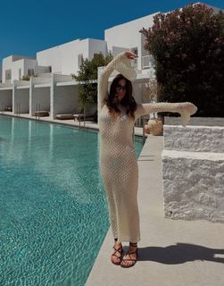 Merve Toy feet photo 8