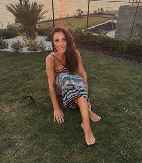 Merve Toy feet photo 2