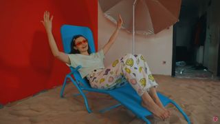 Meryem Can feet photo 10