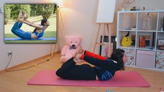 Meryem Can feet photo 7