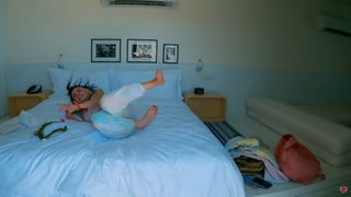 Meryem Can feet photo 9