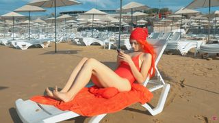 Meryem Can feet photo 15