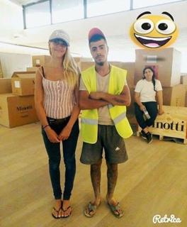 Meryem Uzerli feet photo thumbnail