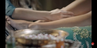 Meryem Uzerli feet photo thumbnail