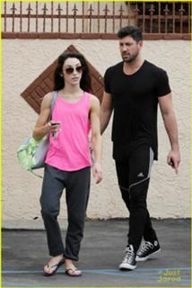Meryl Davis feet photo 3
