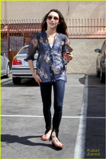 Meryl Davis feet photo 7