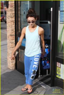 Meryl Davis feet photo 2